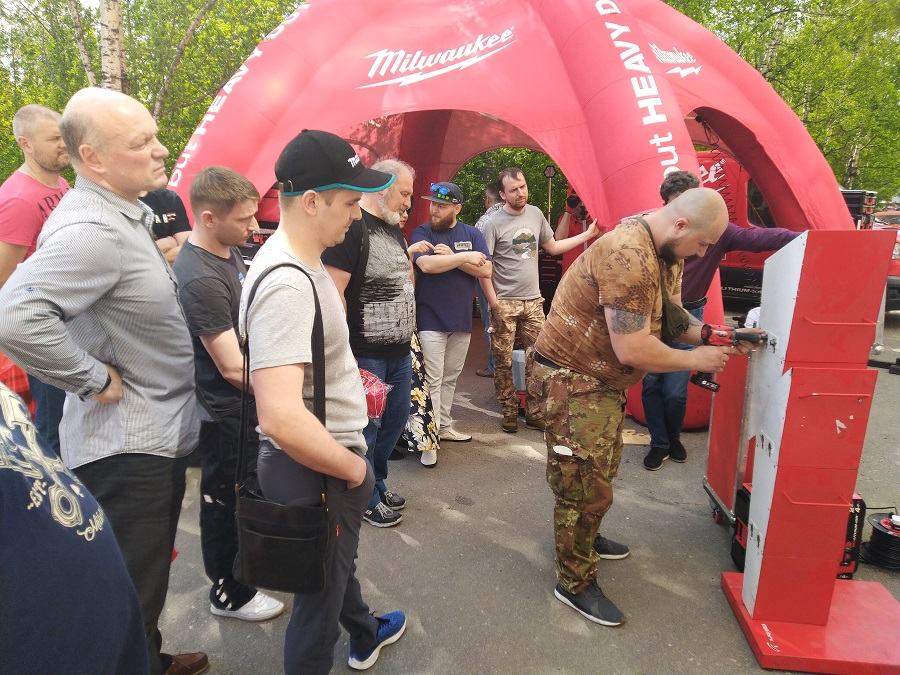 БОЛЬШОЙ ТУР RED BUS TOUR MILWAUKEE в Нижнем Новгороде