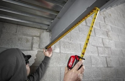 АКЦИЯ ЗИМА 2026 ХИТ! Рулетка магнитная длина 8 м ширина 27 мм GEN III MAGNETIC TAPE PREMIUM MILWAUKEE 4932464600