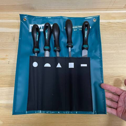 ХИТ! Набор напильников 5 шт, двухкомпонентная рукоятка, рабочая длина 200 мм, сталь SK1, Двойная насечка X2 Sharp, Alligator в чехле KRAFTOOL 16905