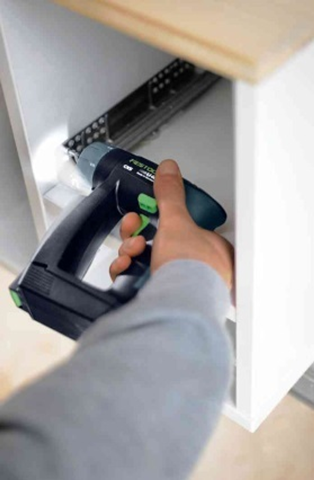 ХИТ! Аккумуляторная дрель-шуруповёрт FESTOOL CXS 10,8 В 2,6-Set с 2 шт Аккумуляторами, Устройством быстрозарядным ПЛЮС Насадка угловая 576093