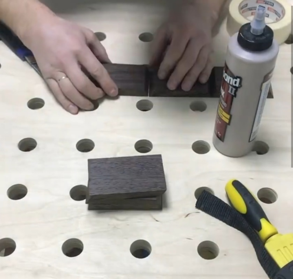ХИТ! Клей для темных пород дерева Titebond Dark Wood Glue 3704 473 мл TB3704