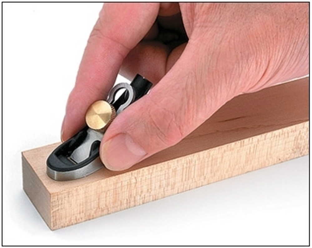 Рубанок Veritas Detail Palm Plane, 38 мм / 10 мм вогнутый внутрь 05P90.13 М00004109