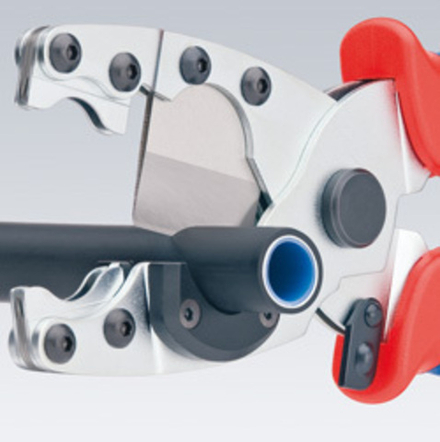 АКЦИЯ ЗИМА 2026! Труборез - ножницы длина 210 мм для композитных 12 - 25 мм и защитных труб 18 - 35 мм KNIPEX KN-902520SB