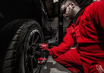 КОМПЛЕКТ! В кейсе M18 FUEL FMTIW2F12-502X: Аккумуляторный импульсный гайковерт FMTIW2F12-0 плюс 2 аккумулятора B5 5.0 А плюс зарядное устройство M12-18 FC MILWAUKEE 4933478450