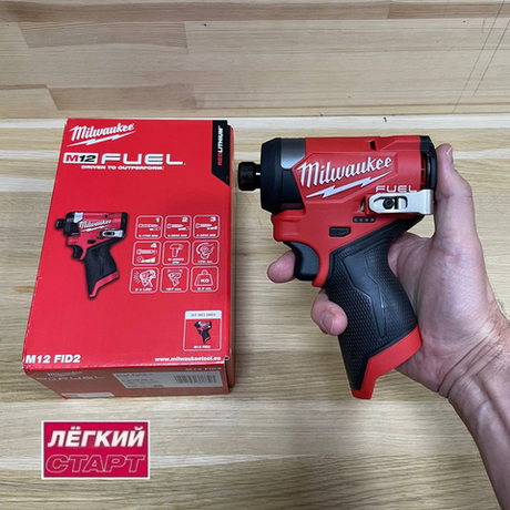 Легкий старт: Аккумуляторный винтоверт M12 FUEL 1 / 4 дюйм FID2-0 Milwaukee 4933479876