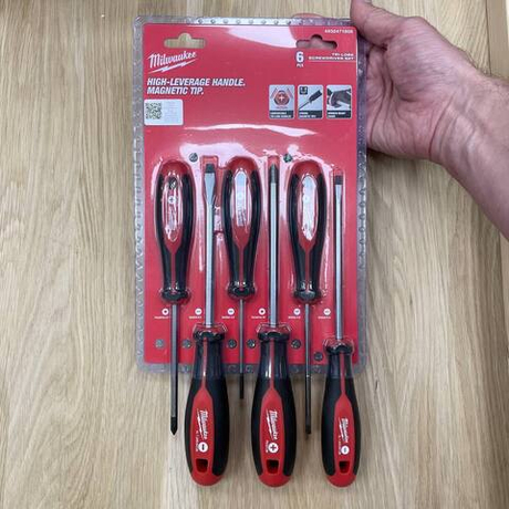 ХИТ! Набор отверток N 1 6 шт магнитные трехгранная рукоятка SL3 / SL 4 / SL 5.5 / SL 6.5 / PZ1 / PZ2 MILWAUKEE 4932471806