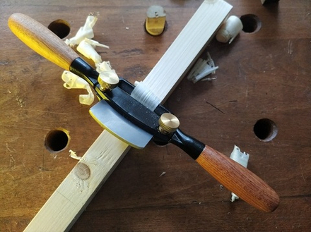 ХИТ! Стружок прямой плоская колодка с деревянными рукоятями T10 Luban М00021728