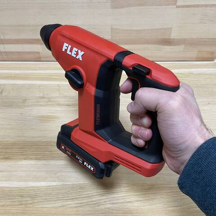 ХИТ! Легкий аккумуляторный перфоратор FLEX FHE 1-16 18.0-EC TC 2.5/set два аккумулятора и зарядное устройство в кейсе 531312