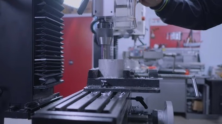 Фрезерно - сверлильный станок с Устройством цифровой индикации 0,75 кВт 230В JMD-X2L DRO JET 50000991M