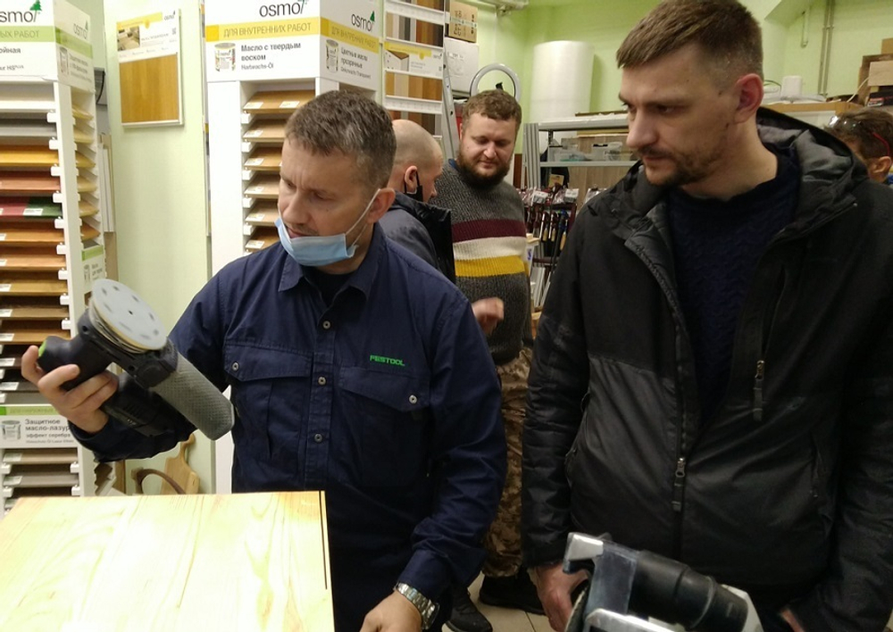 Аккумуляторная эксцентриковая шлифовальная машинка в систейнере FESTOOL ETSC 18 В 125-Basic 576370