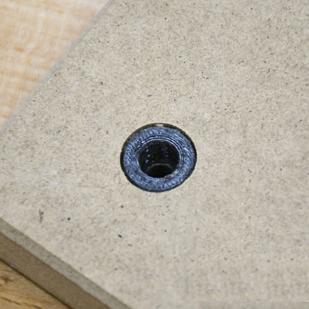 Новинка! Столешница для складного подстолья GOLDRATIO 578 х 1156 мм, двойная. Для установки на отдельно стоящее подстолье М00024780