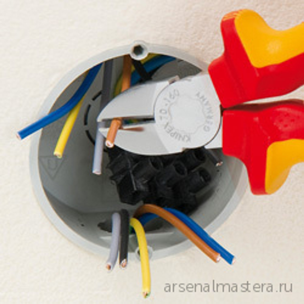 Кусачки диагональные 180 мм (БОКОРЕЗЫ) хром, 2-комп ручки 70 05 180 KNIPEX KN-7005180