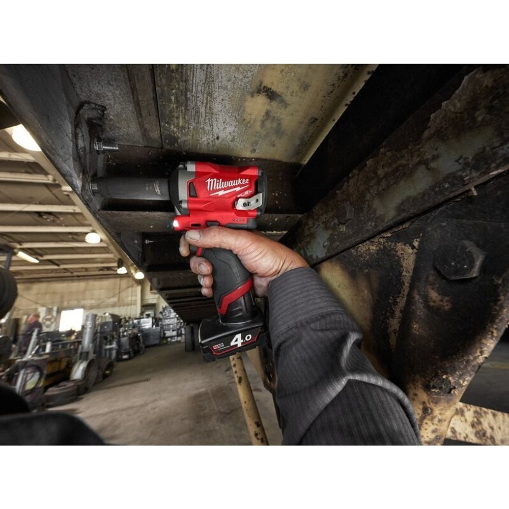 Легкий старт: Аккумуляторный импульсный гайковерт MILWAUKEE M12 FUEL FIWF12-0 4933464615