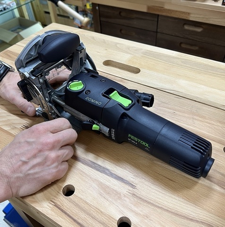 УСПЕЙТЕ КУПИТЬ СУПЕР ХИТ! Фрезер дюбельный для изготовления пазов под шип Домино Festool DOMINO DF 500 Q-Plus в систейнере 576413