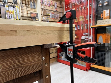 АКЦИЯ ЗИМА 2026 ХИТ! Струбцина пистолетного типа 1,4 кН 450 мм x 80 мм распор 160 - 500 мм BESSEY BE-EZL45-8