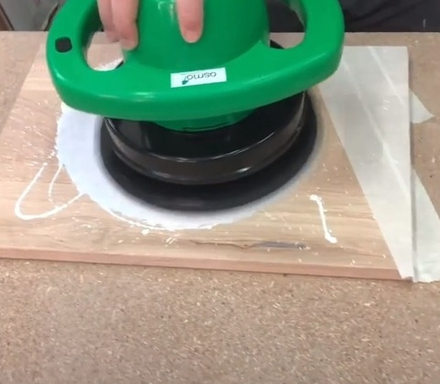 ХИТ! Машина Osmo HandXCenter ручная электрическая для нанесения защитно - декоративных покрытий и средств по уходу ПЛЮС 5 белых Падов 14000261_1