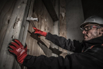 Стальной молоток (плотницкий) с закругленным гвоздодером 16 унций 450 г STEEL CURVED CLAW HAMMER Milwaukee 4932478655