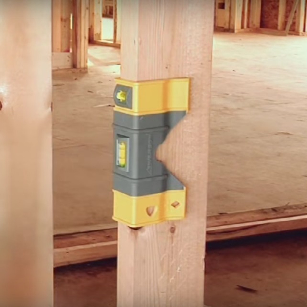 ХИТ! Уровень для деревянных стоек WOOD MAGNET Swanson T04424