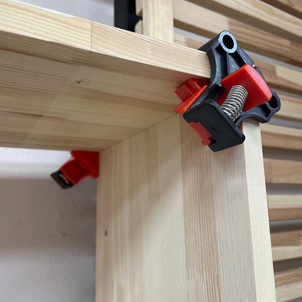 ХИТ! Набор 4 - х зажимов для соединения под углом 60, 90 и 120 градусов Woodwork CLM-003