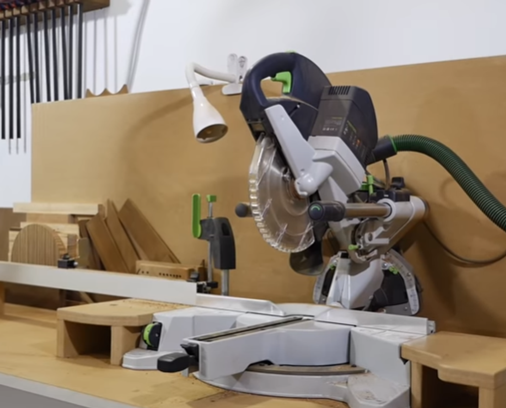 Комплект PROFI профессиональных инструментов Festool для Мастерской: Пила погружная с шиной-направляющей TS 55 577010, Торцовочная пила с протяжкой KS 120 REB KAPEX 575302, Акк. дрель-шуруповёрт T 18+3 HPC 4,0 I-Plus 576446, Вертикальный фрезер OF 1400 576207, Фрезер дюбельный DOMINO DF 500 Q-Plus 576413, Пылеудаляющий аппарат Cleantec CTL 26 EI 26 л L 577898, Стол рабочий многофункциональный MFT/3 495315 N089-7AM