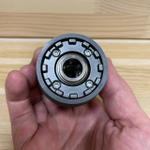 УДОБНЫЙ КОМПЛЕКТ ХИТ! Аккумуляторная циркулярная пила (бесщеточный двигатель) 18 FUEL MILWAUKEE MBLCS66-0 Li-Ion 5Ач по дереву и пластику ПЛЮС 2 аккумулятора B5 5.0 Ач ПЛЮС зарядное устройство M12-18 FC в кейсе BLCS66-502X 4933464590