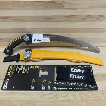 ХИТ! Сверхпрочная профессиональная японская пила Silky Sugoi 420 мм 6.5 зубьев / 30 мм в чехле М00014388