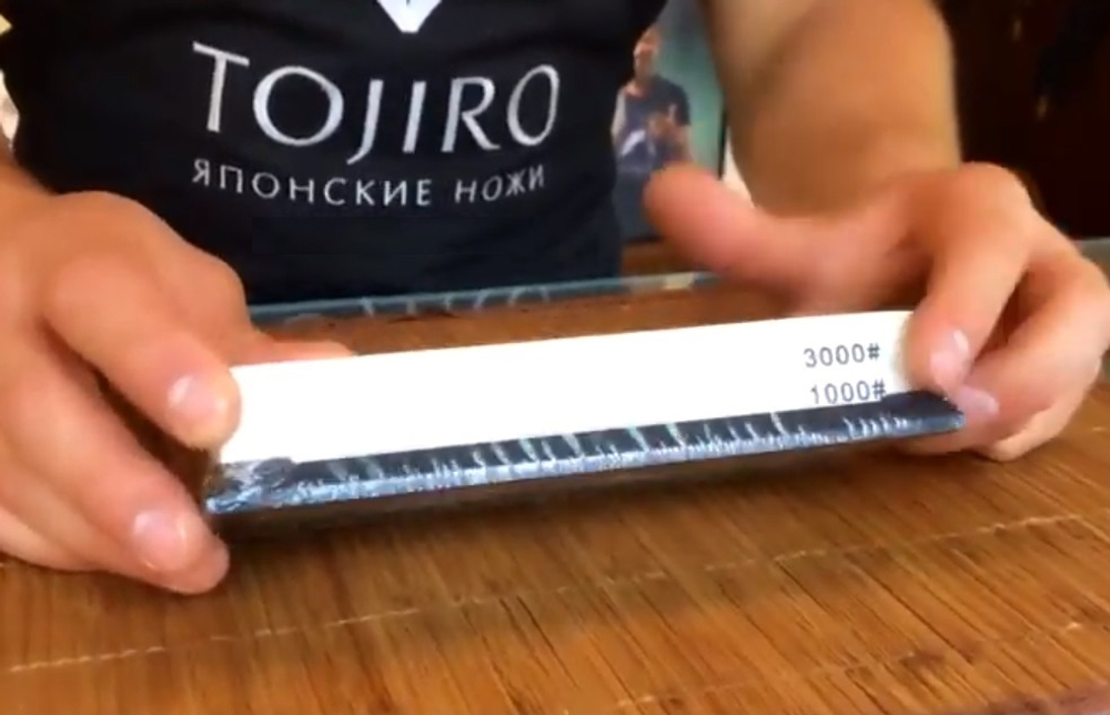 РАСПРОДАЖА ХИТ! Камень Точильный водный комбинированный на подставке 180 х 60 х 28 мм 1000 / 3000 грит Hatamoto Tojiro HT0960