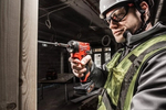Легкий старт: Аккумуляторный винтоверт M12 FUEL 1 / 4 дюйм FID2-0 Milwaukee 4933479876