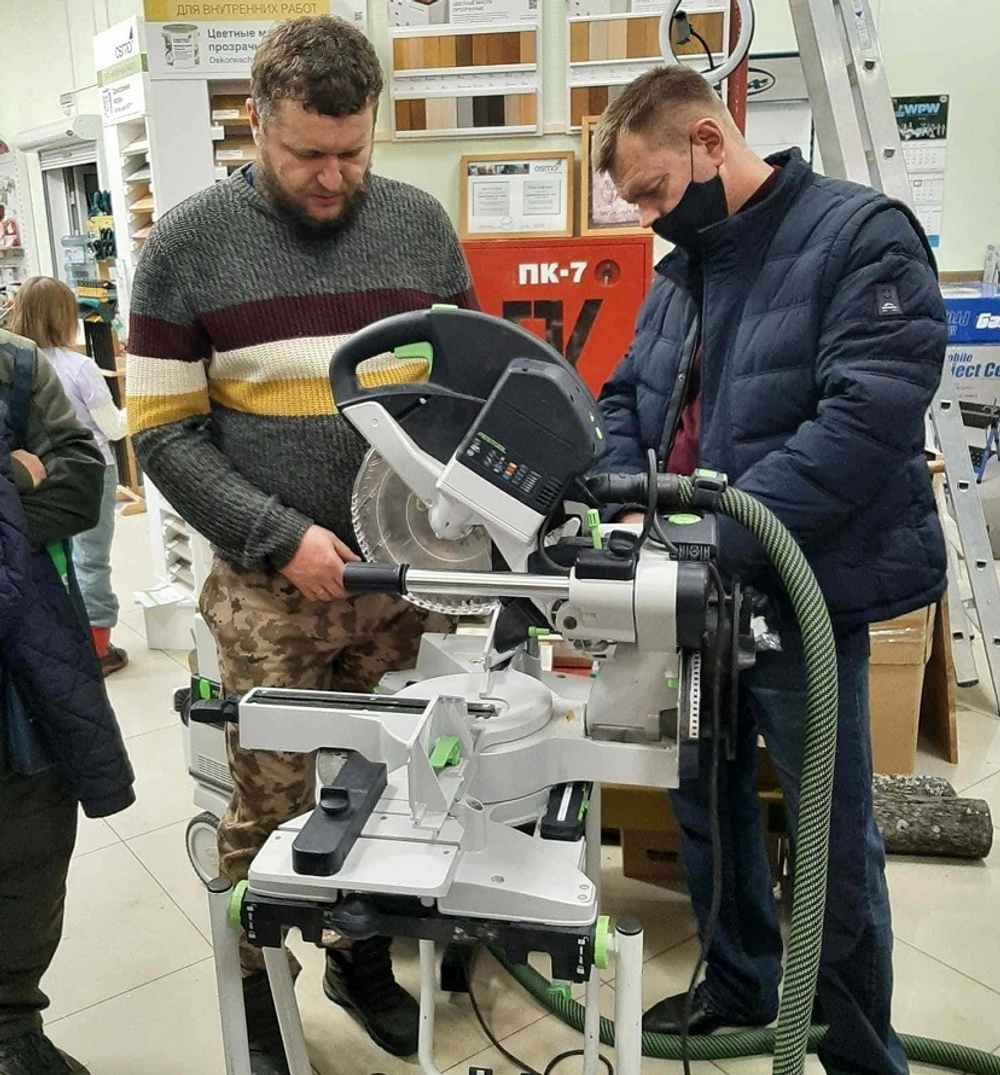 Торцовочная пила с протяжкой FESTOOL KAPEX KS 120 REB-Set-MFT с Многофункциональным столом MFT 576663