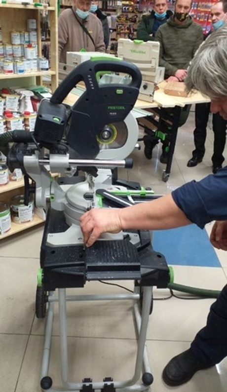 Торцовочная пила с протяжкой FESTOOL KS 120 REB-Set-UG KAPEX 575313