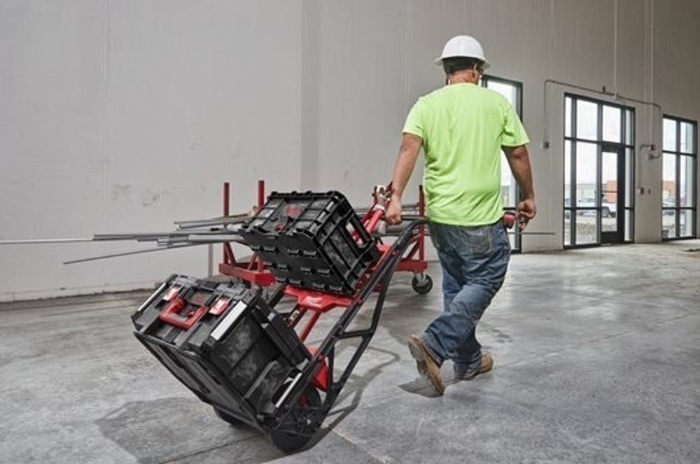ХИТ! Тележка на двух колесах MILWAUKEE Packout 2 Wheeled Cart  грузоподъемность 180 кг 4932472131