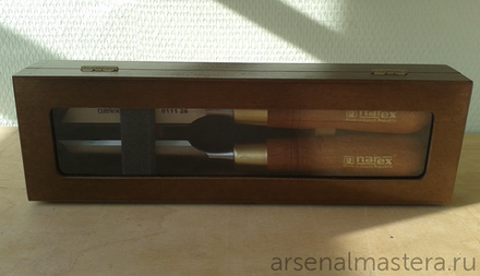 Набор в деревянном ящике из 2 стамесок NAREX Wood Line Plus плоских косых 26 мм (правая, левая) 851676