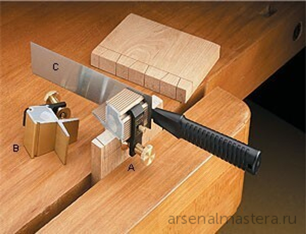 Стусло Veritas Dovetail Guide 1:6 магнитное для выпиливания ласточкиных хвостов 05T02.11 М00003362