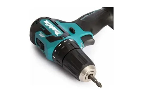 Новинка! КОМПЛЕКТ: Аккумуляторная дрель - шуруповерт Makita CXT 12 В, ДВА Аккумулятора 2 А·ч, Зарядное устройство, Кейс, Max D сверления металл 10 мм, дерево 28 мм DF332DWAE