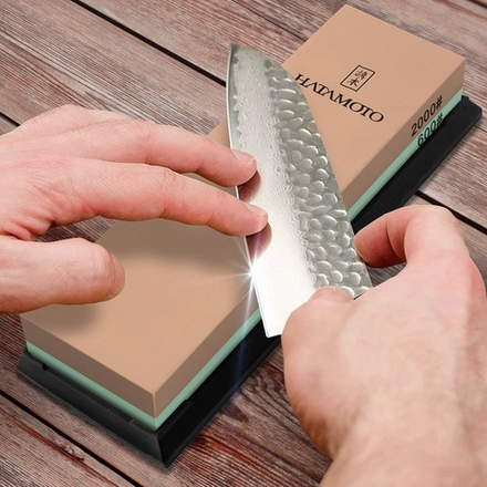 ХИТ! Японский камень точильный водный комбинированный на подставке 180 х 60 х 28 мм 600 / 2000 грит Hatamoto Tojiro HT0962