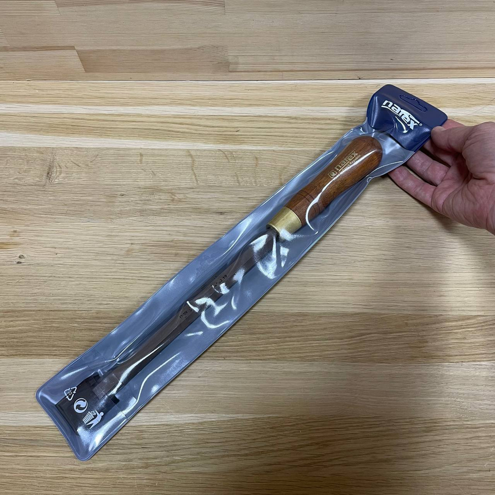 ХИТ! Стамеска плоская изогнутая 19 мм с ручкой Narex WOOD LINE PLUS 813319