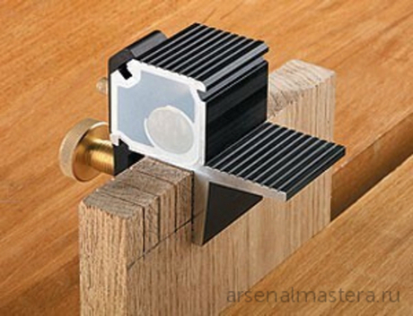 Стусло Veritas Right-Angle Saw Guide для прямых шипов магнитное 05T04.01 М00003365