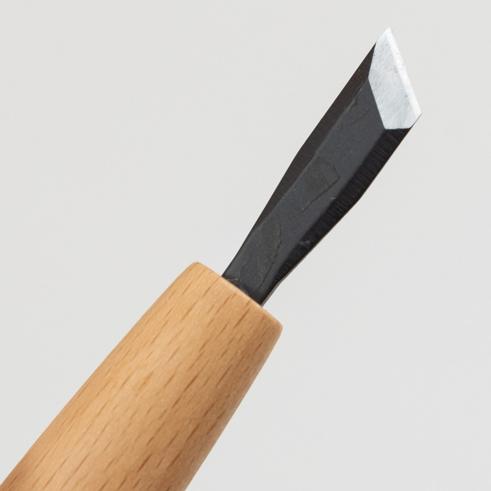 Новинка! Стамеска японская для резьбы по дереву Miki Tool Seigen N 11, косая РК, 9 мм М00019869