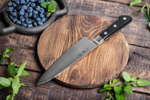 Японский Шеф Нож кухонный поварской Fuji Cutlery Narihira длина лезвия 180 мм, сталь Mo - V, рукоять ABS пластик, заточка 8000 Tojiro FC-42