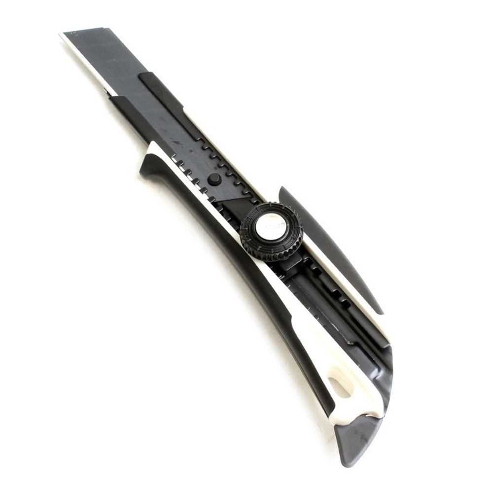Нож японский TAJIMA CUTTER KNIFE DFC561N/W1