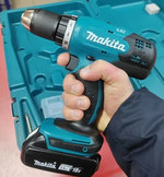Новинка! Комплект аккумуляторный MAKITA БАЗОВЫЙ: Дрель - шуруповерт, два аккумулятора, зарядное устройство, кейс DDF453RFE, Лобзик D-образный, грибовидная рукоятка DJV184Z N0157-2AM