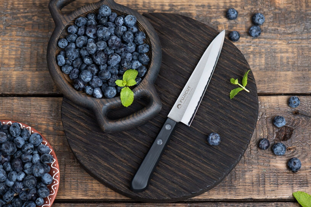Новинка! Японский Кухонный нож Универсальный Tojiro Fuji Cutlery, длина лезвия 135 мм сталь Mo-V рукоять PBT заточка 2000 FC-1620
