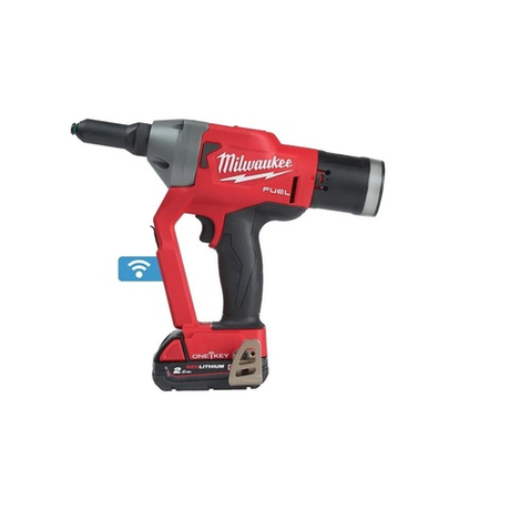 УДОБНЫЙ КОМПЛЕКТ! В кейсе M18 FUEL ONEFPRT-202X: Аккумуляторный заклёпочник ONEFPRT-202X с ONE-KEY, ДВА Аккумулятора M18 B2 2.0 Ач, Быстрое зарядное устройство M12-18 FC Milwaukee 4933478602