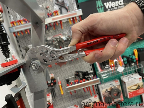 ХИТ! Клещи переставные - гаечный ключ 180 мм, зев 40 мм, хром, обливные ручки 86 03 180 KNIPEX KN-8603180