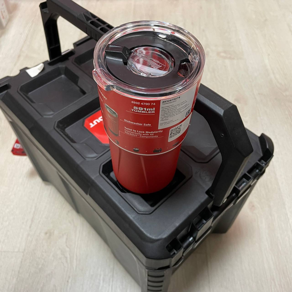 Новинка! Термокружка фирменная PACKOUT 591 мл Milwaukee 4932479074
