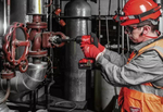 КОМПЛЕКТ! В кейсе M18 FUEL FMTIW2F12-502X: Аккумуляторный импульсный гайковерт FMTIW2F12-0 плюс 2 аккумулятора B5 5.0 А плюс зарядное устройство M12-18 FC MILWAUKEE 4933478450