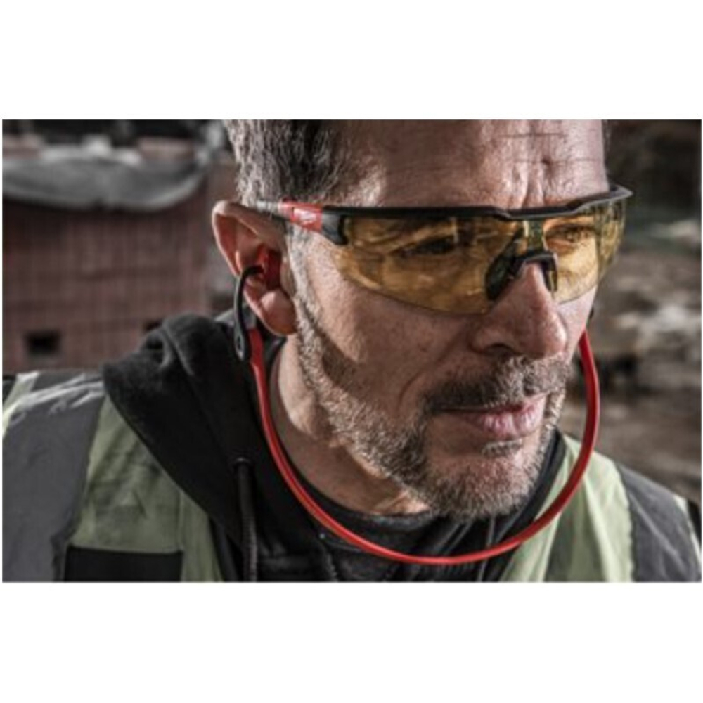 ХИТ! Очки защитные простые улучшенные прозрачные желтые MILWAUKEE 4932478927
