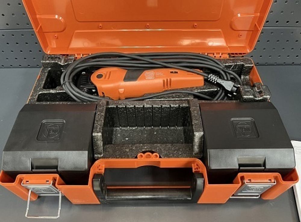 Инструмент ручной универсальный, Реноватор сетевой 450 Вт MultiMaster MM 700 1.7 Q для автобусов и грузовых автомобилей, с принадлежностями, в кейсе 7 229 70 63 00 0 Fein 72297063000