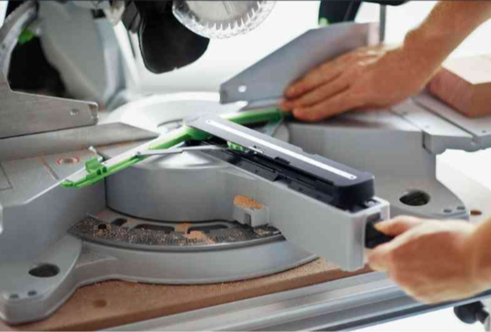 ХИТ! Торцовочная пила с протяжкой FESTOOL KS 120 REB KAPEX 575302