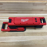 Легкий старт: Аккумуляторный фонарь светодиодный Milwaukee M18 ABL-0 с изменяемым углом наклона 4933498147